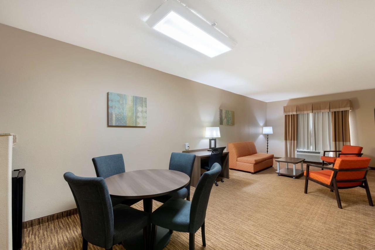 Best Western Plus Dfw Airport Suites Irving Exterior photo