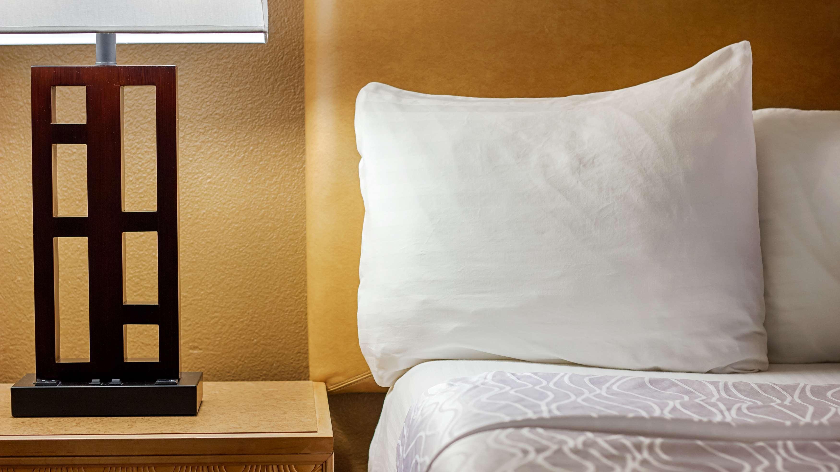 Best Western Plus Dfw Airport Suites Irving Exterior photo